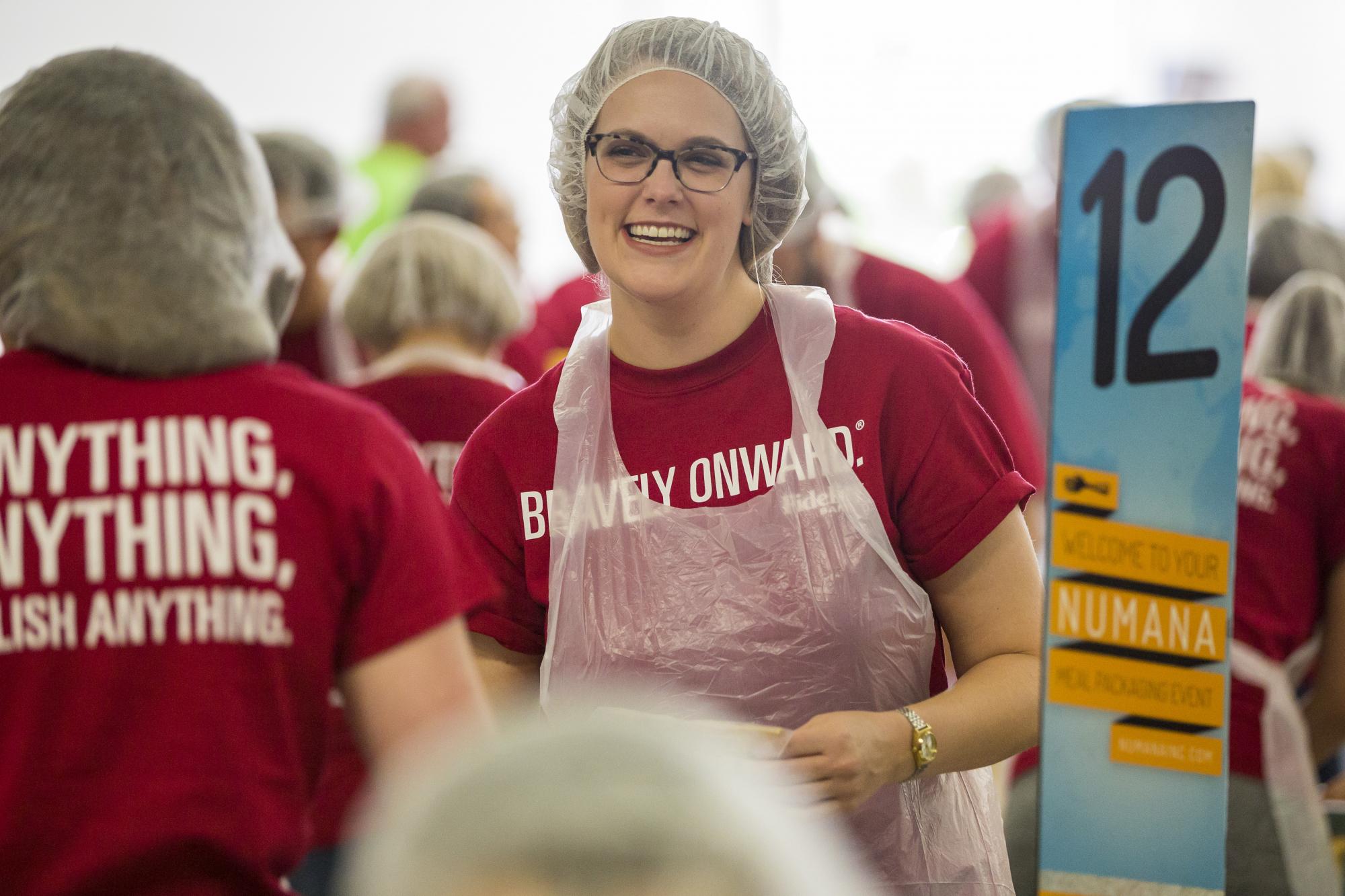 Fidelity Bank volunteers for Numana in wichita kansas