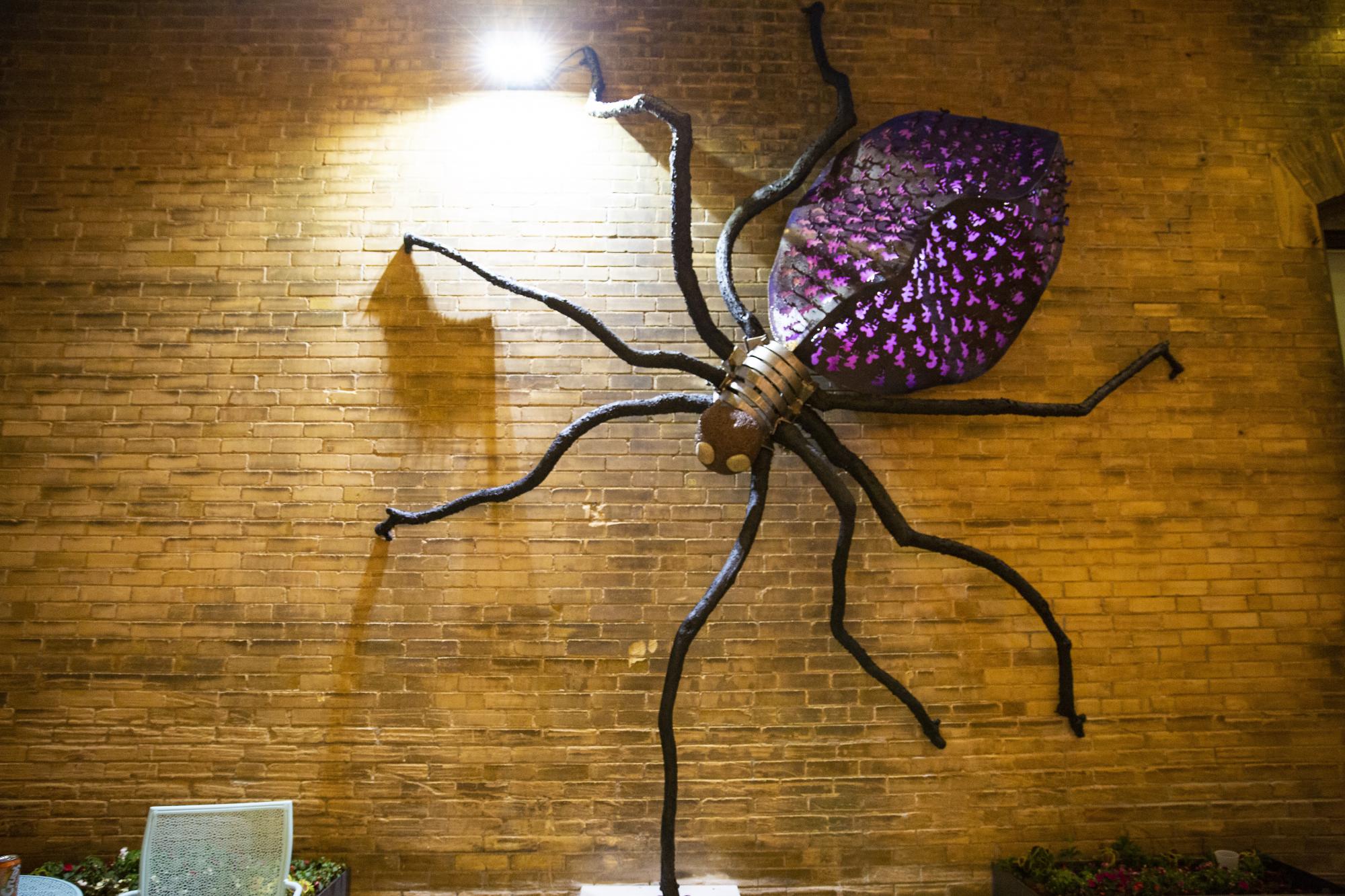 mike miller arachnid sculpture in gallery alley downtown wichita, kansas